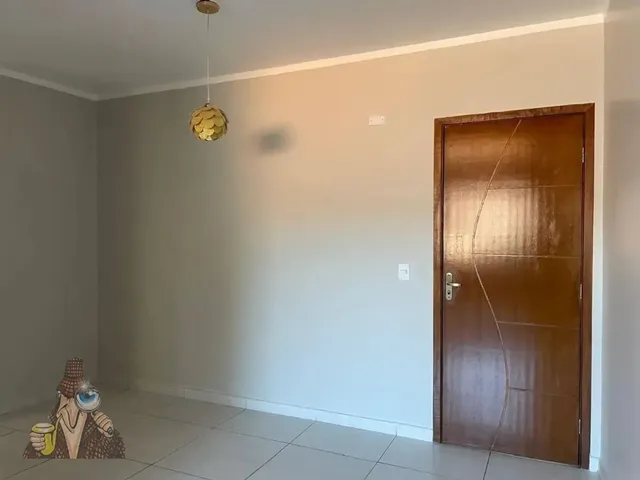 Apartamento 2 quartos e 1 banheiro, à venda, no bairro Roça Grande em Colombo