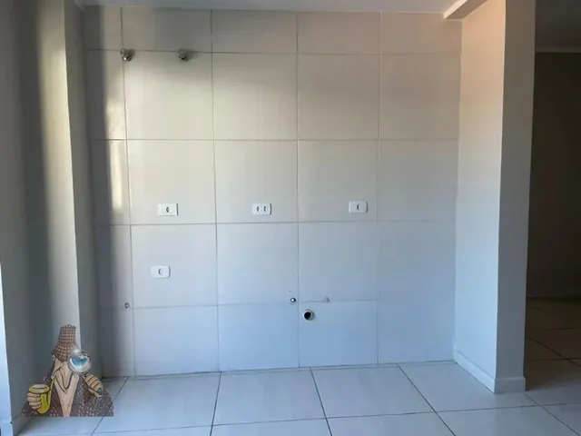 Apartamento 2 quartos e 1 banheiro, à venda, no bairro Roça Grande em Colombo
