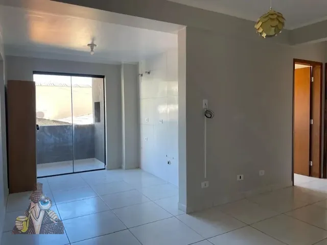 Apartamento 2 quartos e 1 banheiro, à venda, no bairro Roça Grande em Colombo