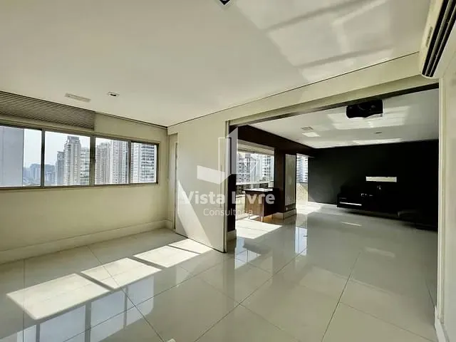 Apartamento com 220m² 3 quartos e 4 banheiros, à venda, no bairro Campo Belo em São Paulo