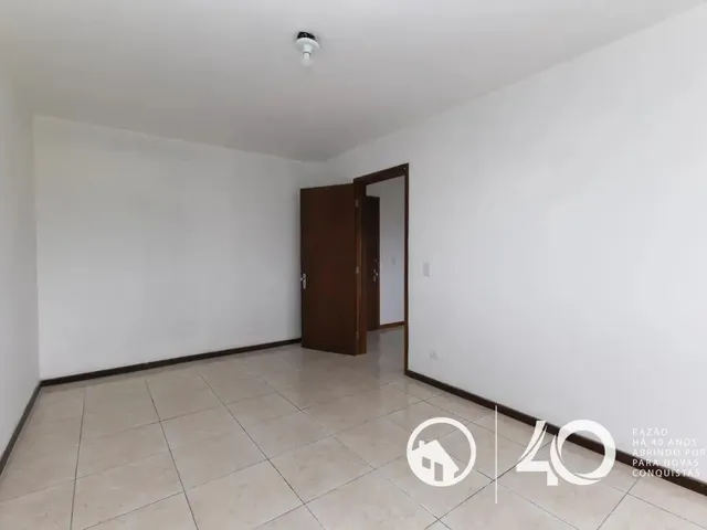 Apartamento 1 quarto e 1 banheiro, para alugar, no bairro Vila Izabel em Curitiba