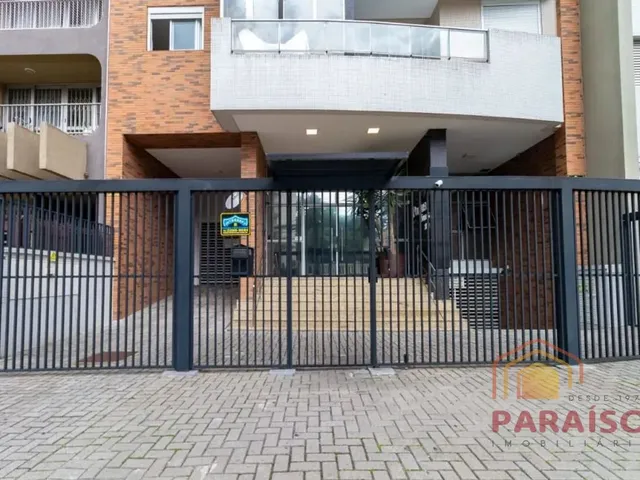 Apartamento 1 quarto e 1 banheiro, para alugar, no bairro Centro em Curitiba