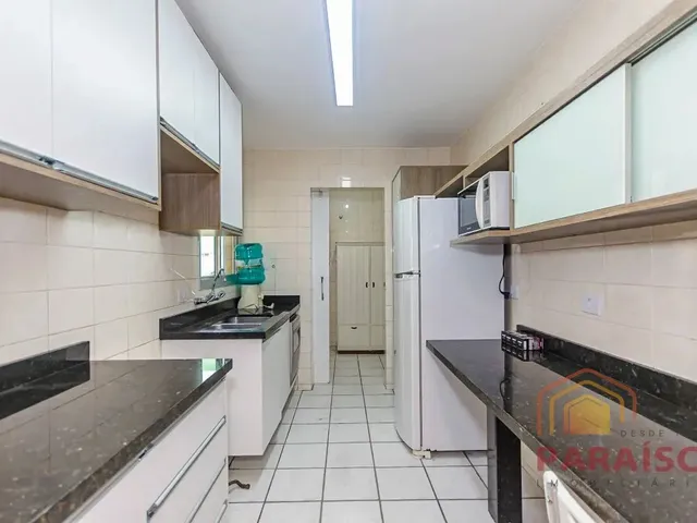 Apartamento 3 quartos e 2 banheiros, para alugar, no bairro Portão em Curitiba