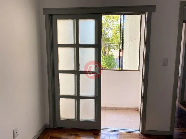 Apartamento com 55m² 1 quarto e 1 banheiro, à venda, no bairro Medianeira em Porto Alegre