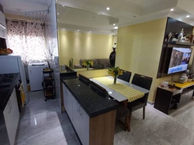 Apartamento com 58m² 2 quartos e 1 banheiro, à venda, no bairro Jardim Isis em Cotia
