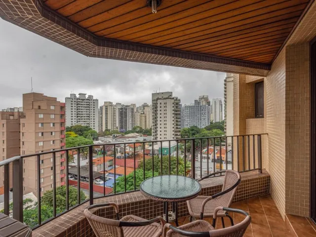 Foto do Apartamento - Apartamento à venda em Campo Belo, São Paulo: Este magnífico apartamento de 3 quartos, todos eles suítes. | Vista Livre