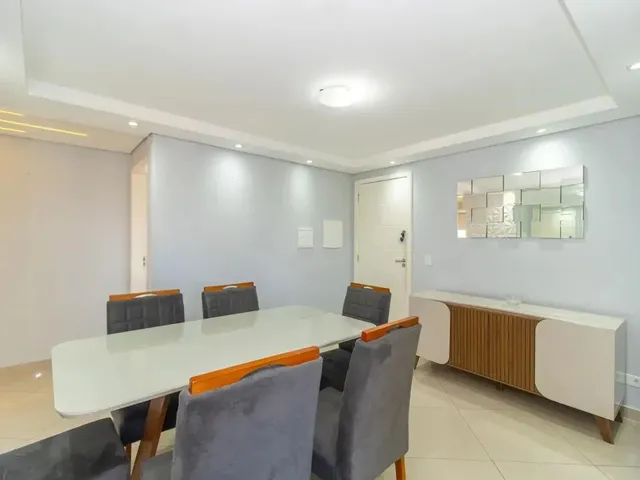 Apartamento 3 quartos e 1 banheiro, para alugar, no bairro Campo Comprido em Curitiba