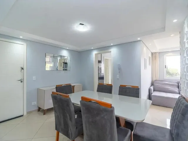 Apartamento 3 quartos e 1 banheiro, para alugar, no bairro Campo Comprido em Curitiba