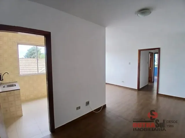 Apartamento 2 quartos e 1 banheiro, para alugar, no bairro Água Verde em Curitiba