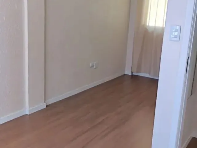 Apartamento 2 quartos e 1 banheiro, para alugar, no bairro Boqueirão em Curitiba