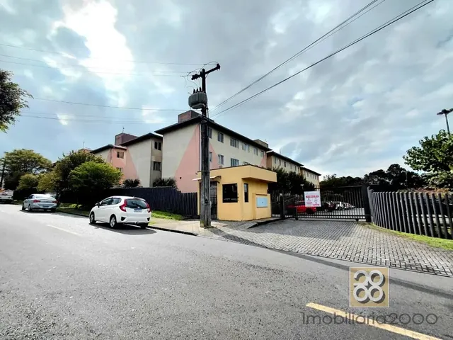 Apartamento 2 quartos e 1 banheiro, para alugar, no bairro Boqueirão em Curitiba