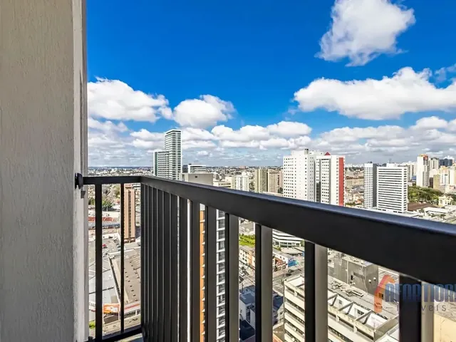 Apartamento 1 quarto e 1 banheiro, à venda, no bairro Centro em Curitiba
