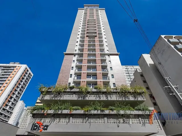 Apartamento 1 quarto e 1 banheiro, à venda, no bairro Centro em Curitiba