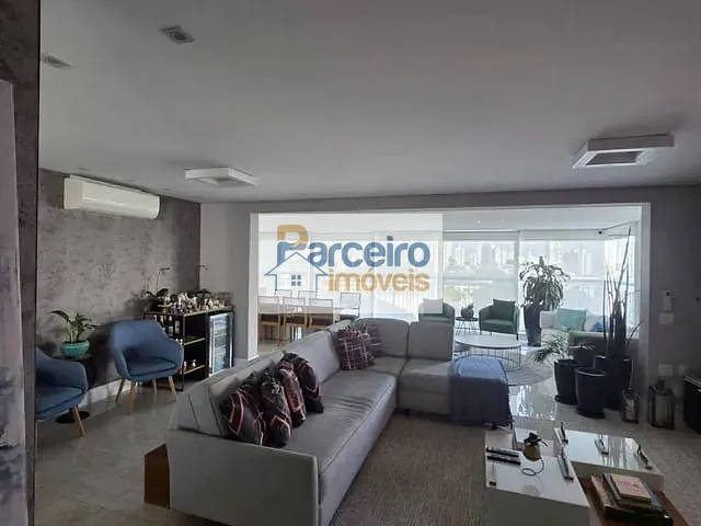 Apartamento com 180m² 3 quartos e 5 banheiros, à venda, no bairro Belenzinho em São Paulo