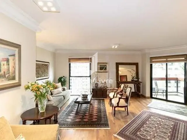 Apartamento com 150m² 4 quartos e 4 banheiros, à venda, no bairro Vila Olímpia em São Paulo