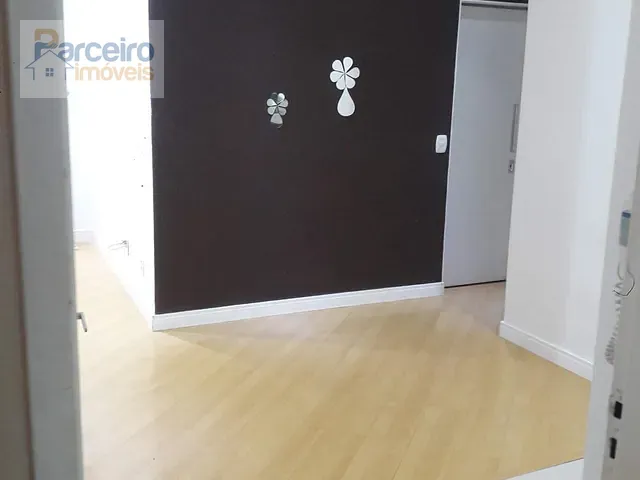 Apartamento 2 quartos e 1 banheiro, à venda, no bairro Vila Carmosina em São Paulo