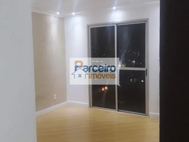 Apartamento 2 quartos e 1 banheiro, à venda, no bairro Vila Carmosina em São Paulo