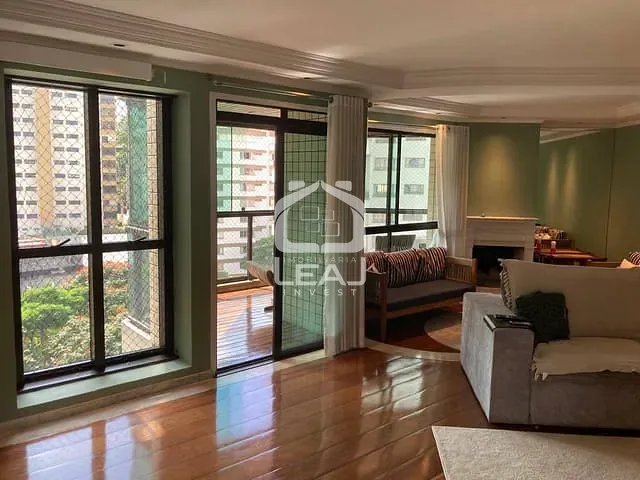 Apartamento com 196m² 3 quartos e 4 banheiros, à venda, no bairro Vila Andrade em São Paulo