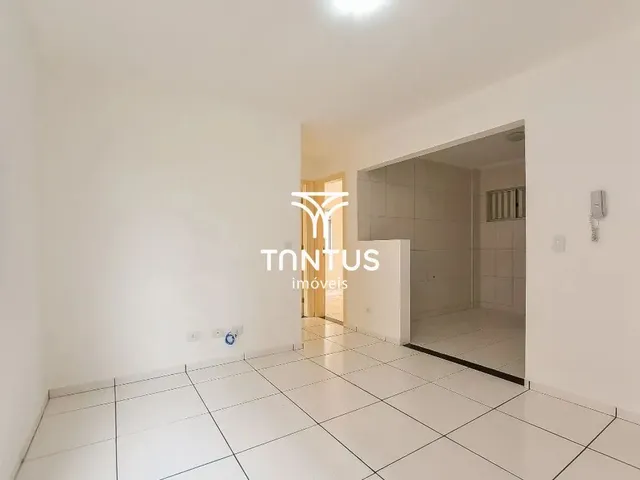 Apartamento 2 quartos e 1 banheiro, para alugar, no bairro Planta Bairro Weissópolis em Pinhais