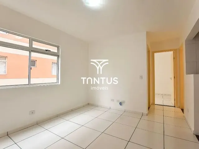 Apartamento 2 quartos e 1 banheiro, para alugar, no bairro Planta Bairro Weissópolis em Pinhais