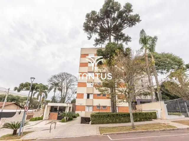 Apartamento 2 quartos e 1 banheiro, para alugar, no bairro Água Verde em Curitiba