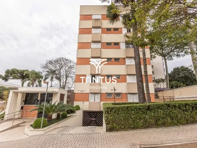 Apartamento 2 quartos e 1 banheiro, para alugar, no bairro Água Verde em Curitiba