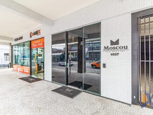 Apartamento 1 quarto e 1 banheiro, para alugar, no bairro Água Verde em Curitiba