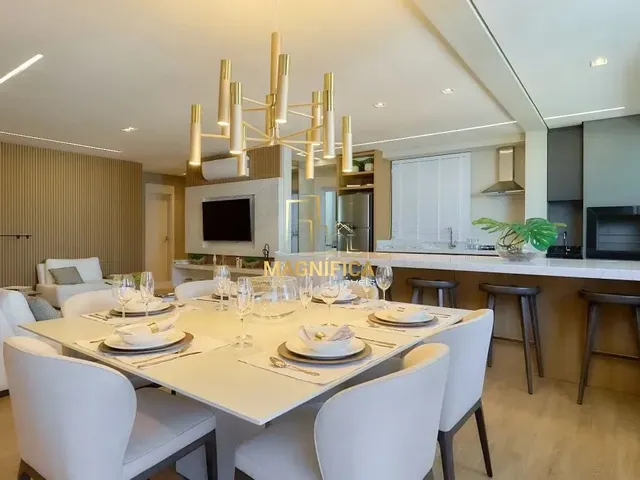 Apartamento 2 quartos e 2 banheiros, à venda, no bairro Centro em Curitiba