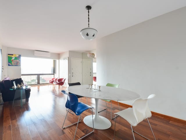 Apartamento com 151m² 2 quartos e 4 banheiros, à venda, no bairro Vila Nova Conceição em São Paulo