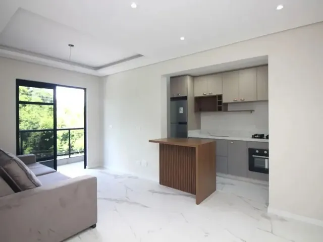 Apartamento 2 quartos e 1 banheiro, para alugar, no bairro Santa Felicidade em Curitiba