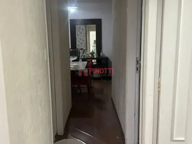 Apartamento 2 quartos e 1 banheiro, à venda, no bairro Vila Baeta Neves em São Bernardo do Campo