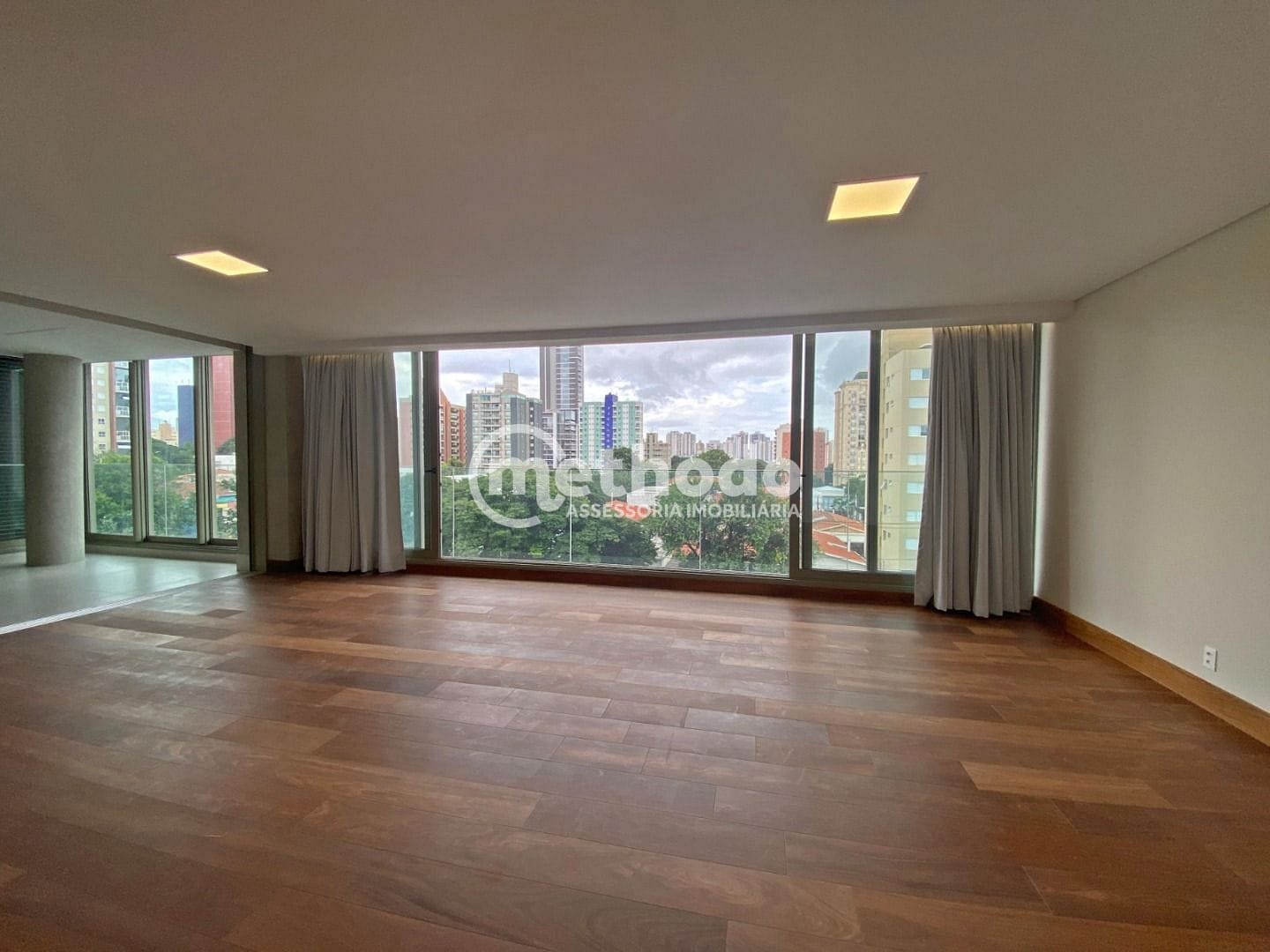 Apartamento, 3 quartos, 257 m² - Foto 4