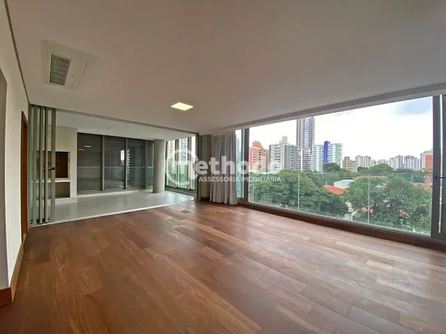 Apartamento com 257m² 3 quartos e 5 banheiros, à venda, no bairro Cambuí em Campinas