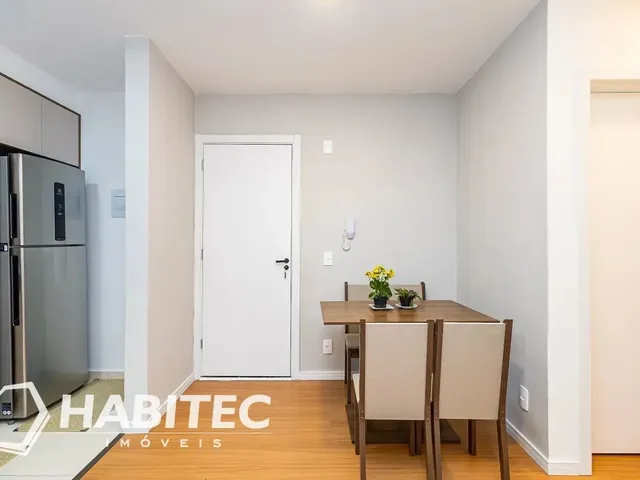 Apartamento 2 quartos e 1 banheiro, à venda, no bairro Santa Cândida em Curitiba