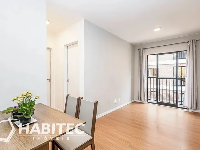 Apartamento 2 quartos e 1 banheiro, à venda, no bairro Santa Cândida em Curitiba