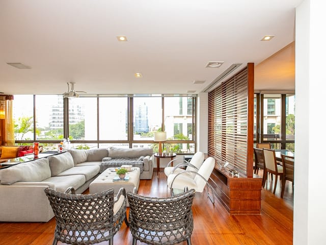 Apartamento com 225m² 3 quartos e 5 banheiros, à venda, no bairro Itaim Bibi em São Paulo