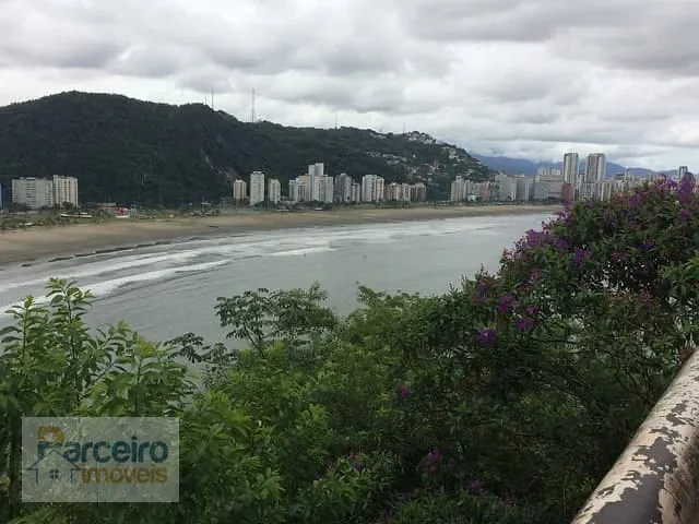 Apartamento 2 quartos e 1 banheiro, à venda, no bairro Itararé em São Vicente