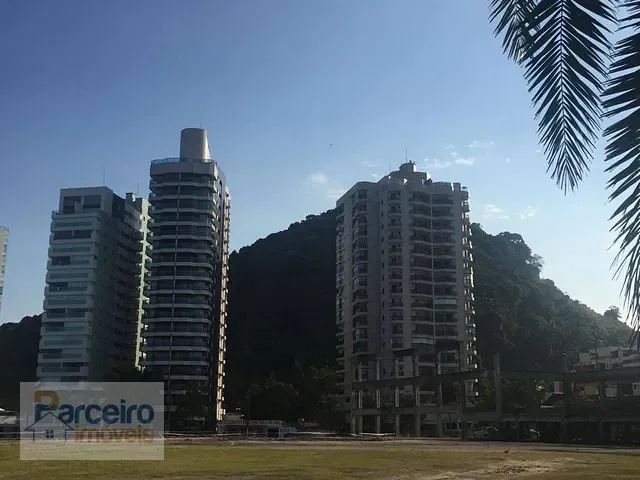 Apartamento 4 quartos e 4 banheiros, à venda, no bairro Enseada em Guarujá