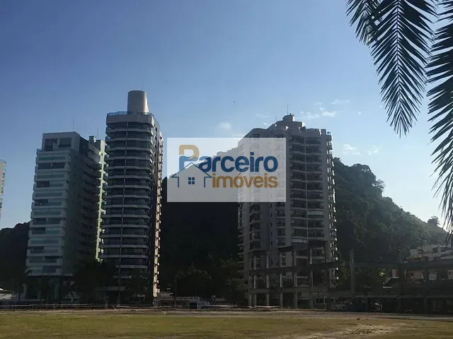 Apartamento 4 quartos e 4 banheiros, à venda, no bairro Enseada em Guarujá