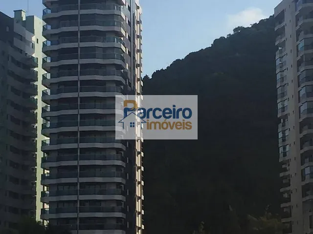 Apartamento 4 quartos e 4 banheiros, à venda, no bairro Enseada em Guarujá