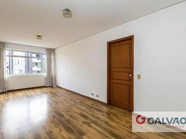 Apartamento 3 quartos e 2 banheiros, para alugar, no bairro São Francisco em Curitiba