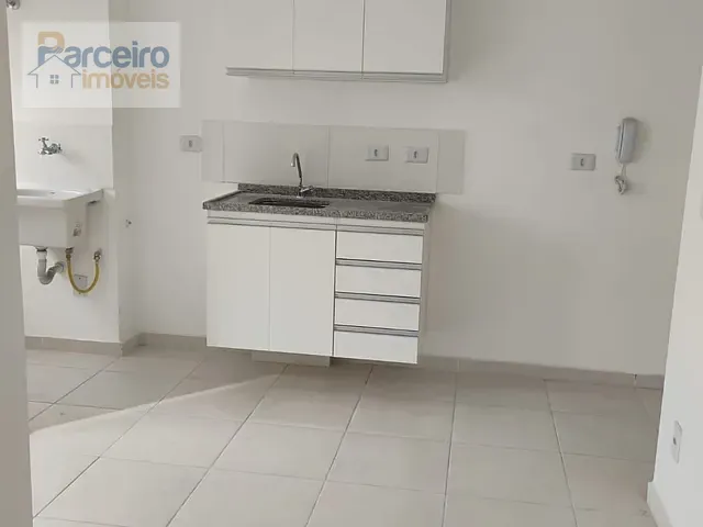 Apartamento com 29m² 1 quarto e 1 banheiro, à venda ou para alugar, no bairro Vila Guilhermina em São Paulo