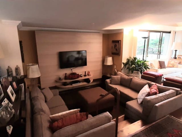 Apartamento com 285m² 4 quartos e 5 banheiros, à venda, no bairro Vila Morumbi em São Paulo