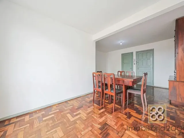 Apartamento 3 quartos e 1 banheiro, à venda, no bairro Cristo Rei em Curitiba