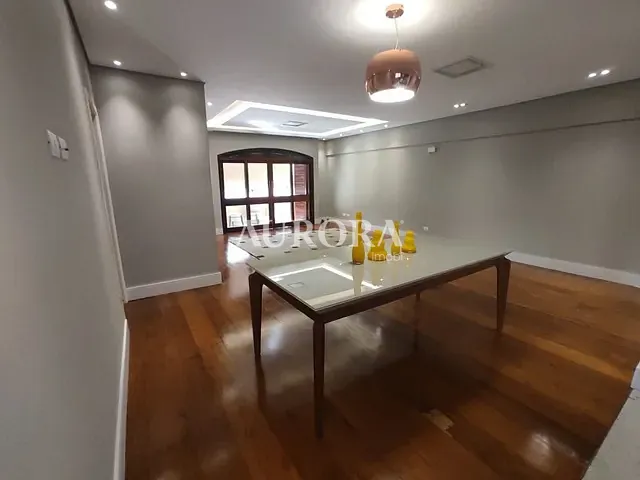 Apartamento com 261m² 3 quartos e 3 banheiros, à venda, no bairro Centro em Londrina