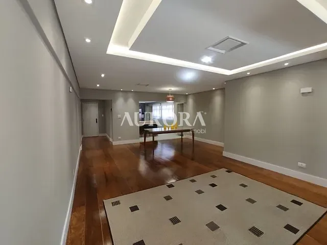 Apartamento com 261m² 3 quartos e 3 banheiros, à venda, no bairro Centro em Londrina