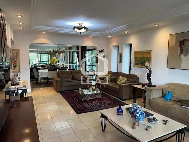 Apartamento com 250m² 3 quartos e 5 banheiros, à venda ou para alugar, no bairro Vila Suzana em São Paulo