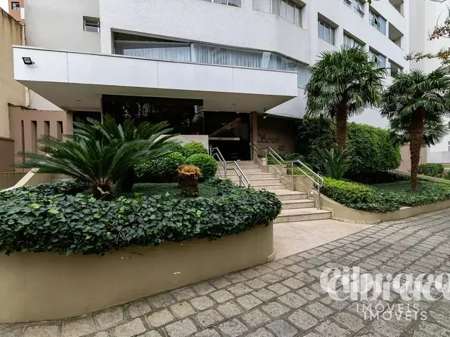 Apartamento 4 quartos e 4 banheiros, à venda, no bairro Água Verde em Curitiba