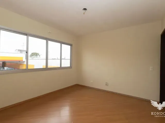 Apartamento 3 quartos e 2 banheiros, para alugar, no bairro Santa Felicidade em Curitiba
