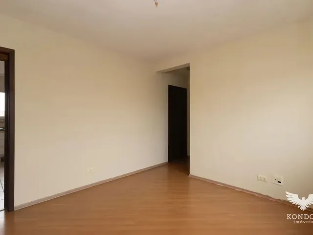 Apartamento 3 quartos e 2 banheiros, para alugar, no bairro Santa Felicidade em Curitiba